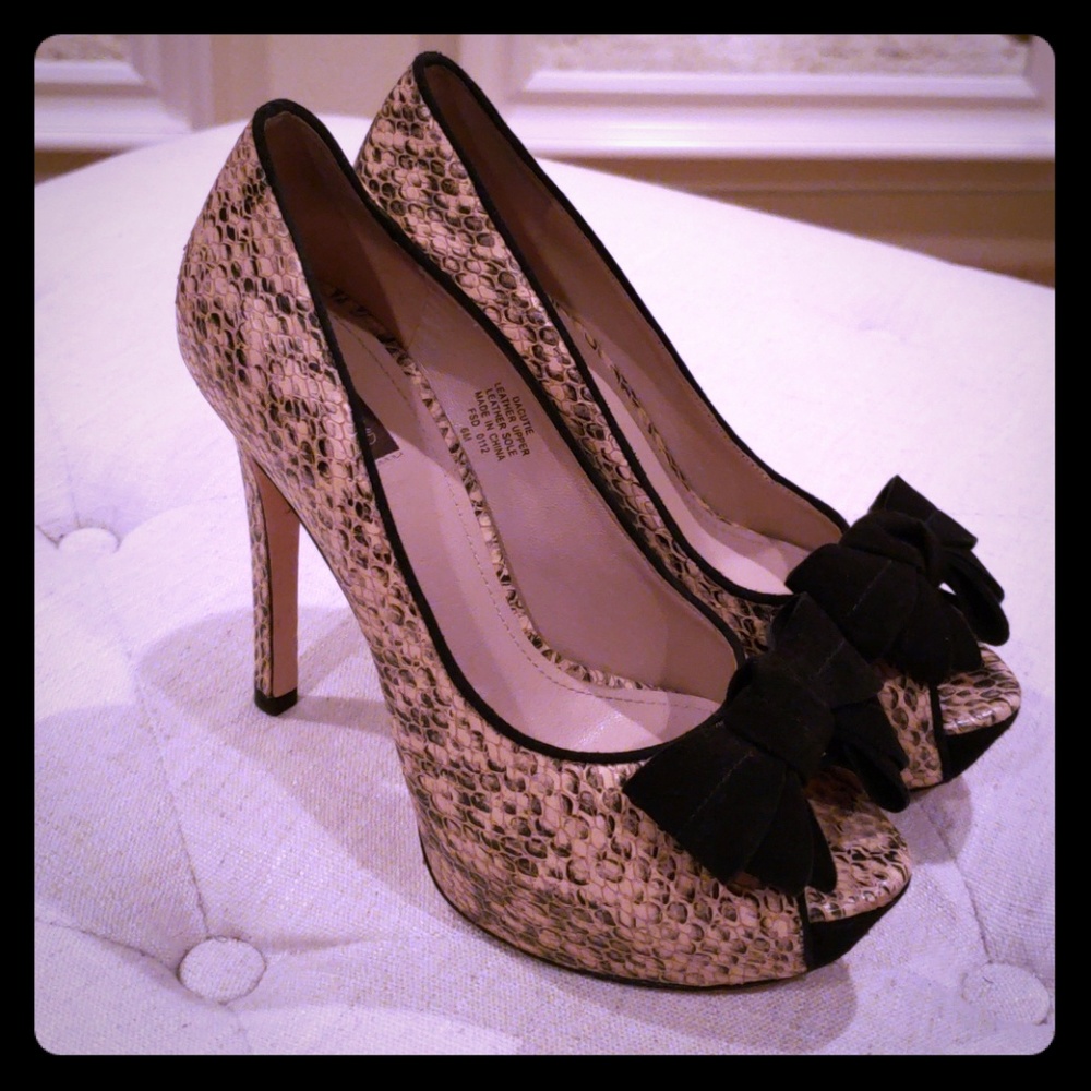 Joan & David - DACUTIE - Open Toe Heels